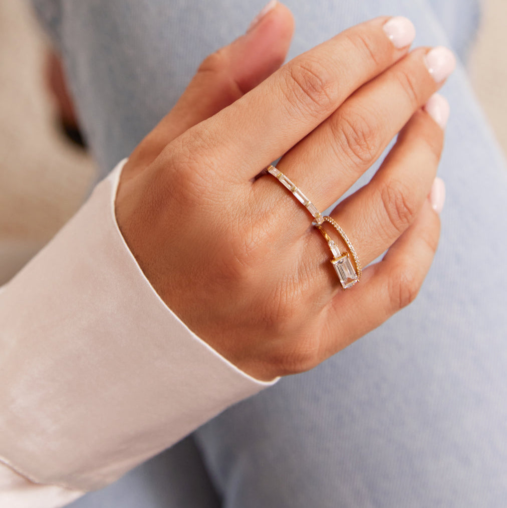 IT Baguette Ring