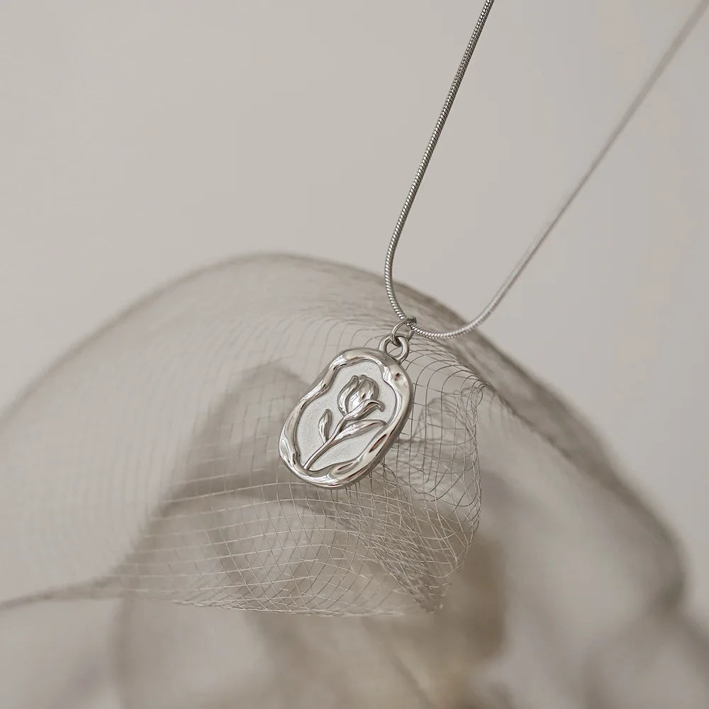 Roestvrij staal mode metalen tulp roos hanger ketting prachtige charme kraag ketting waterdichte sieraden dames sieraden